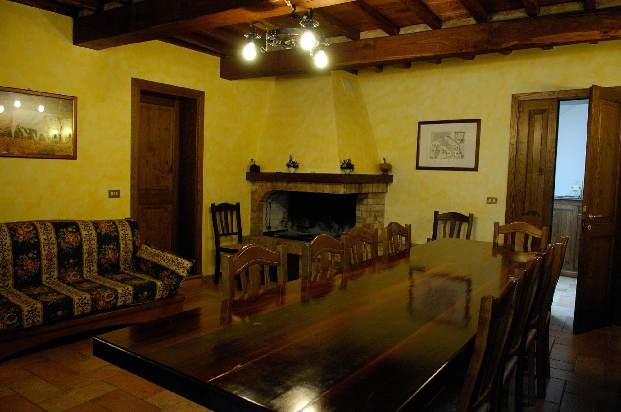 Agriturismo Il Borghetto Монтефалько Экстерьер фото