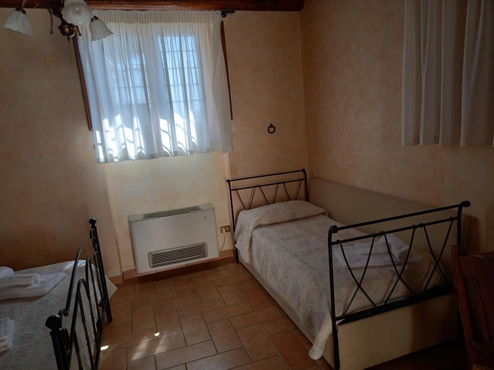 Agriturismo Il Borghetto Монтефалько Экстерьер фото